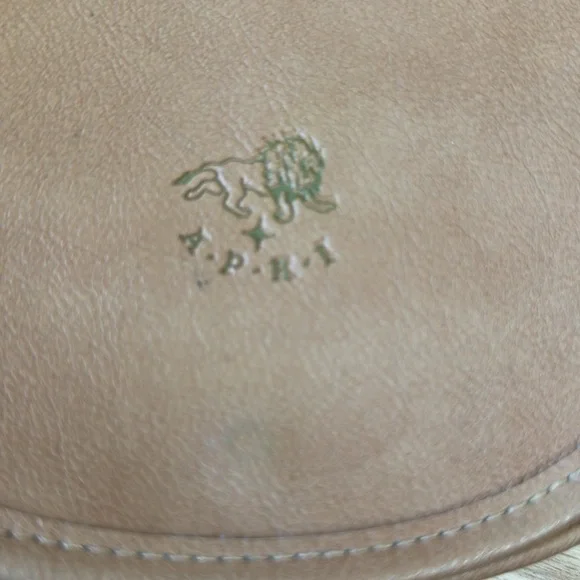 Vintage Tan Apri Purse - Picture 2 of 4